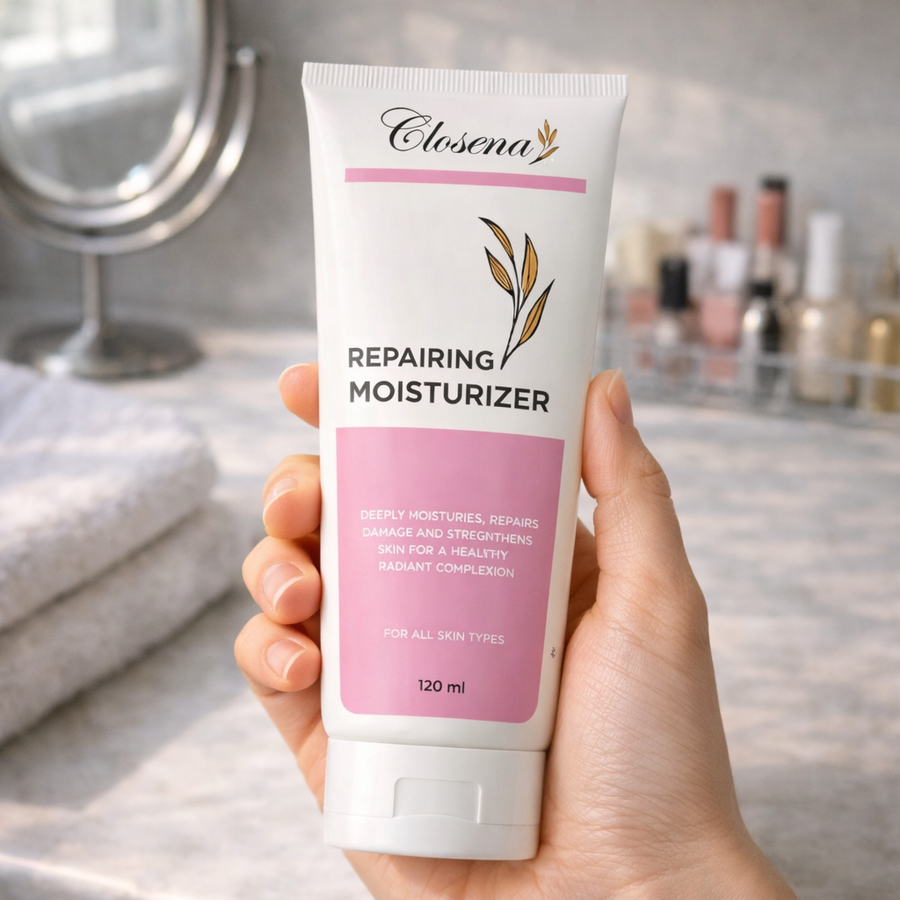 Closena Repairing Moisturizer 120ml packaging